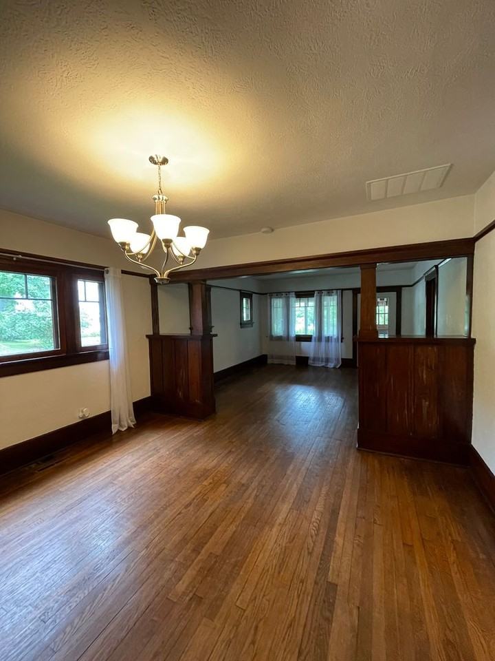 499 Littleton St - Photo 7 of 32