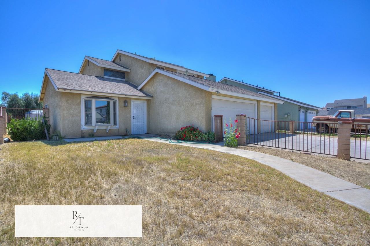 15326 Swarens Ct - Photo 2 of 36