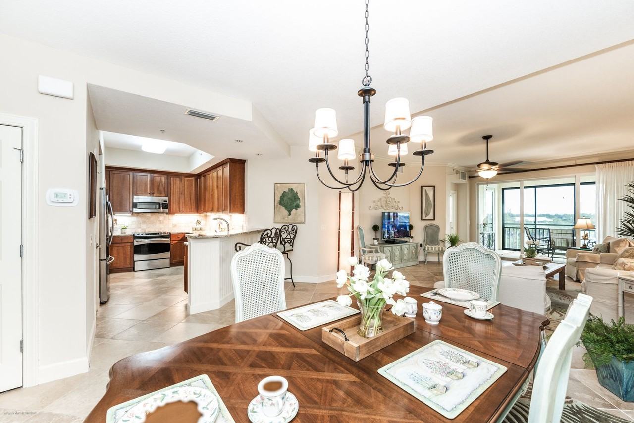 10521 Amberjack Way #303 - Photo 6 of 50