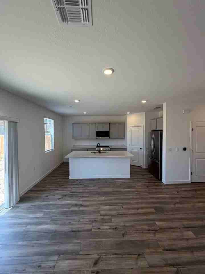 4774 Jema Way - Photo 3 of 12