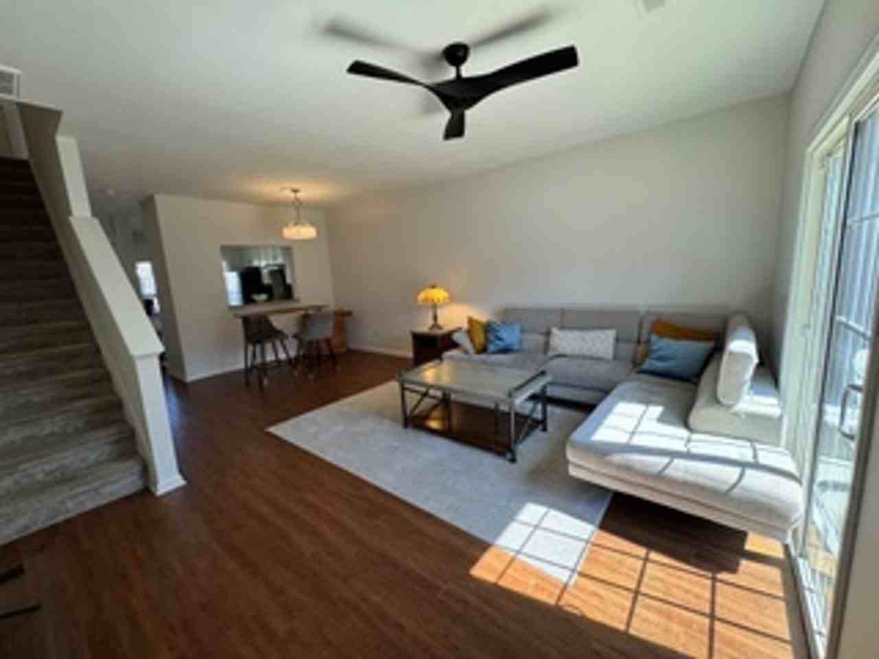 612 Graythorn Ln - Photo 3 of 25