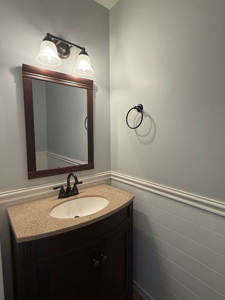 47 Eusden Dr - Photo 4 of 21