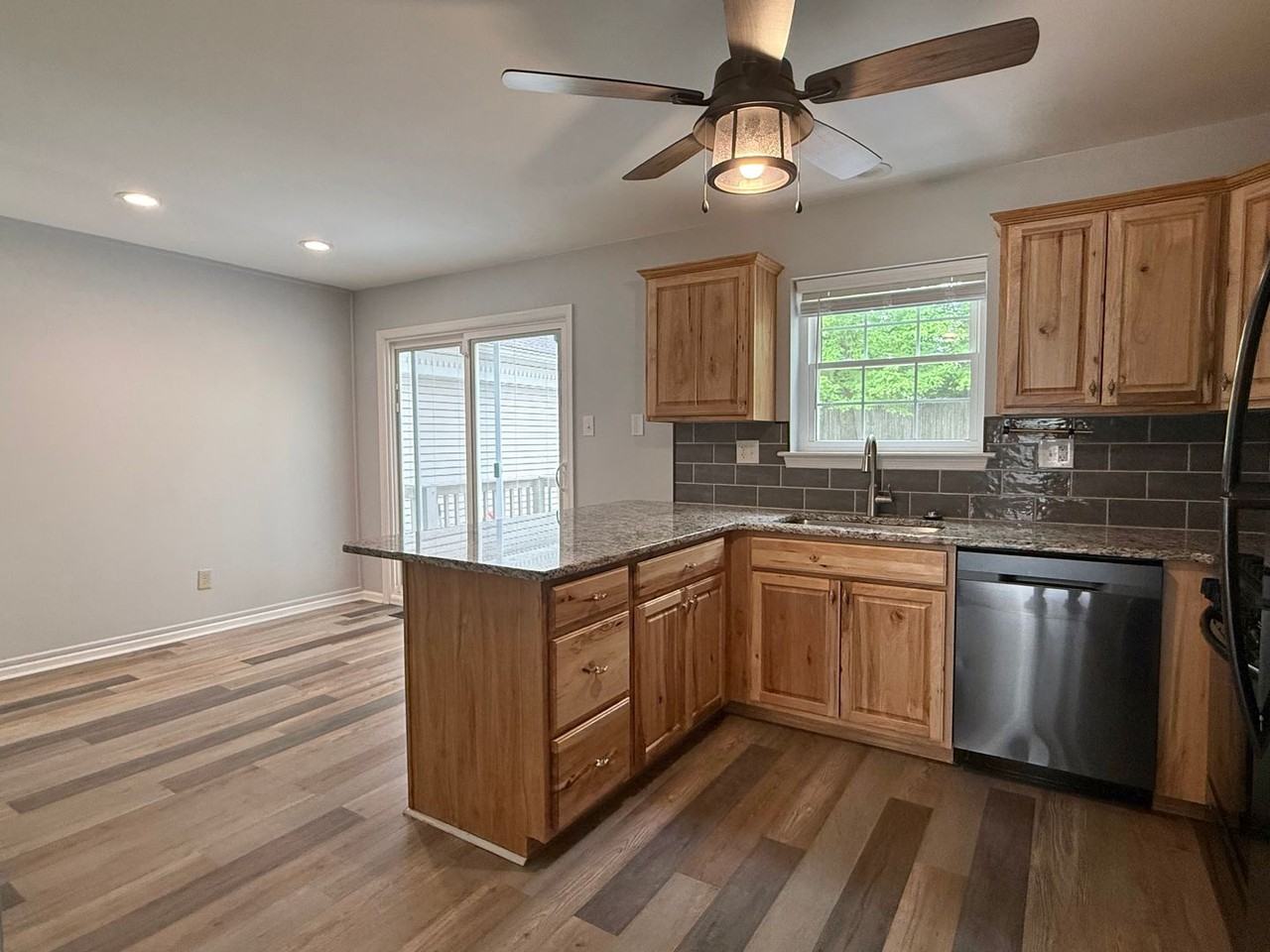 47 Eusden Dr - Photo 7 of 21