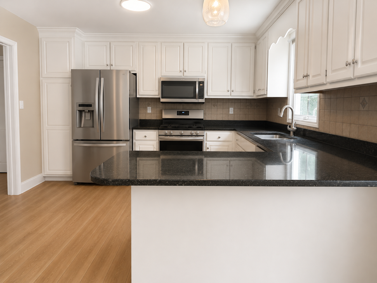 1808 Amberfield Dr - Photo 4 of 23