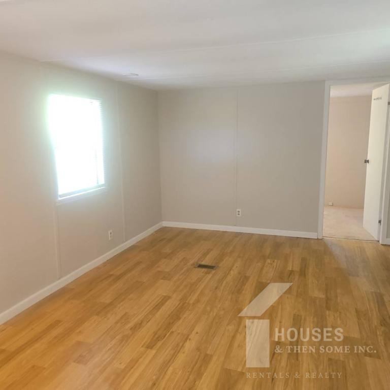 130 Rooker Ln - Photo 3 of 14
