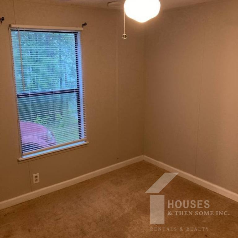 130 Rooker Ln - Photo 7 of 14