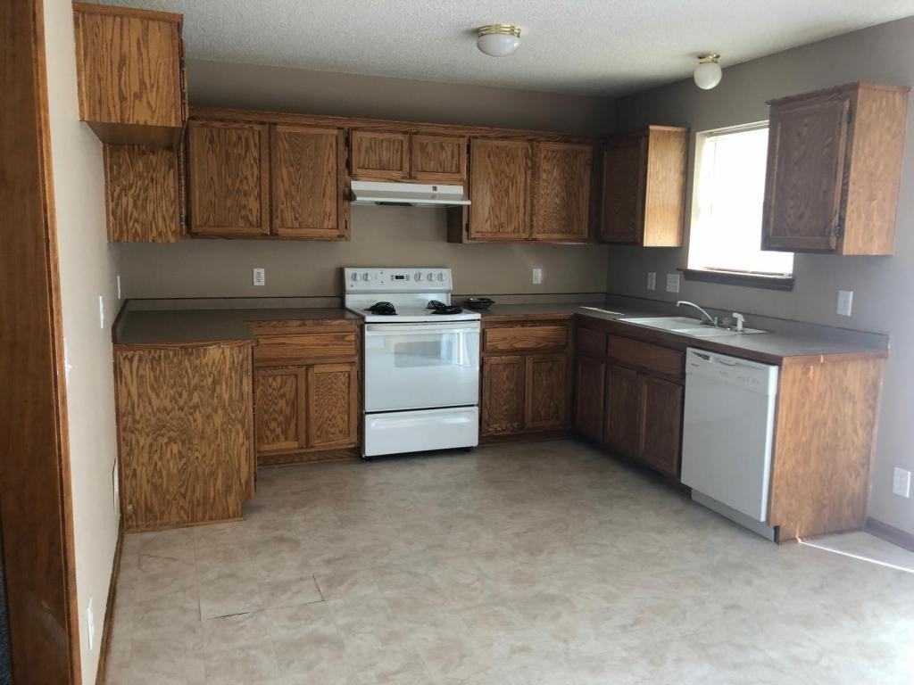 2217 Madison Ave - Photo 4 of 15