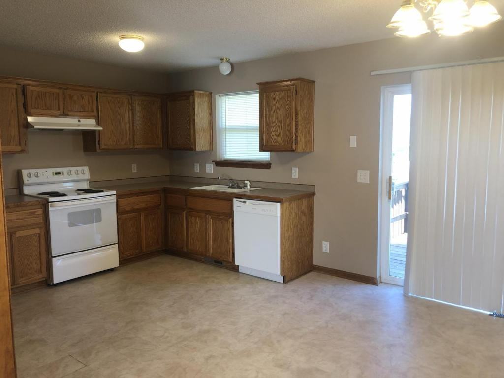 2217 Madison Ave - Photo 5 of 15