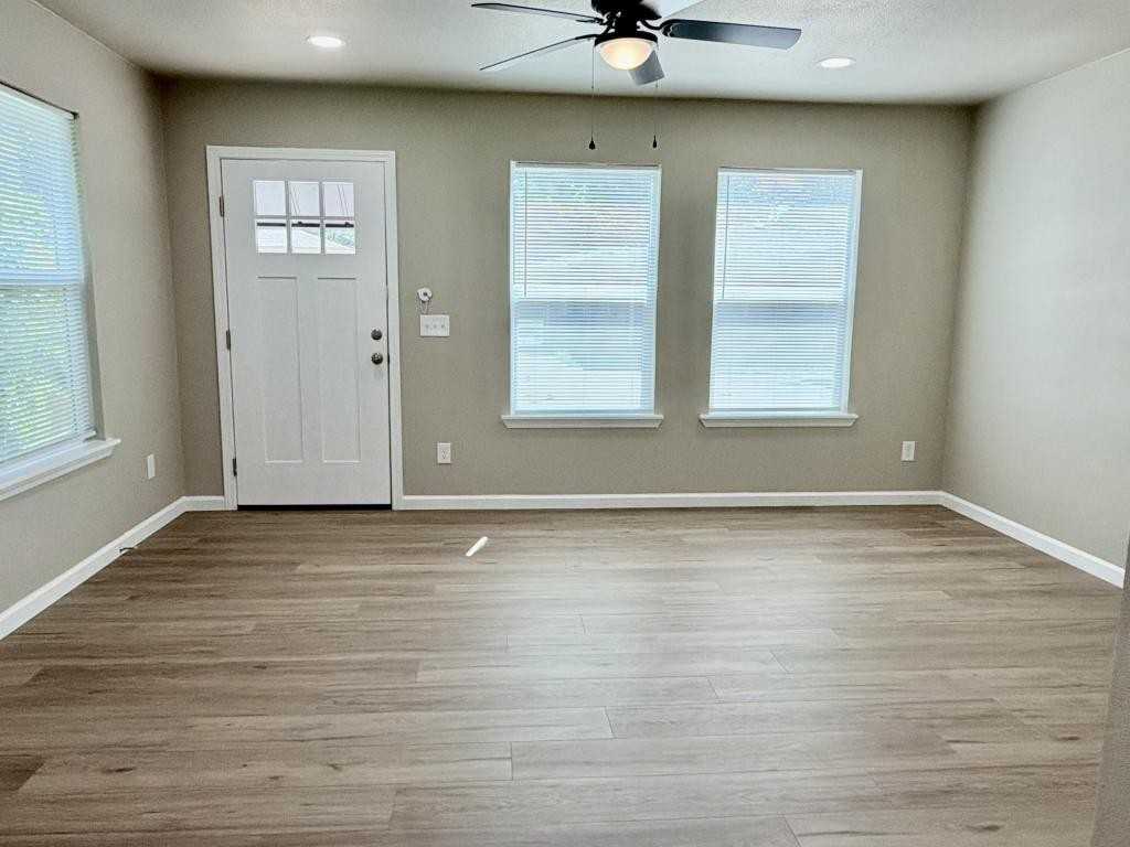 20 Sarasue Ln - Photo 3 of 12