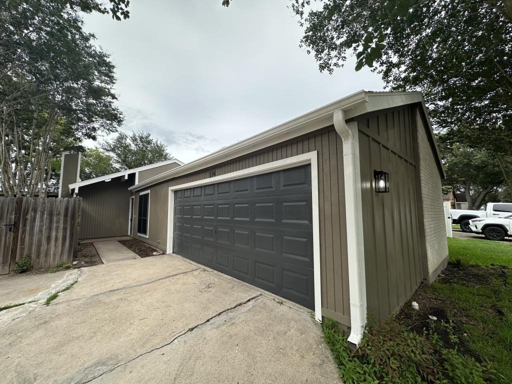 114 Avant Garde Dr - Photo 2 of 23