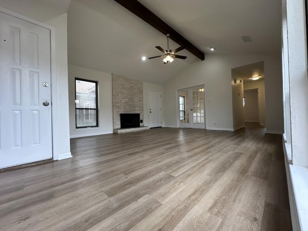 114 Avant Garde Dr - Photo 7 of 23