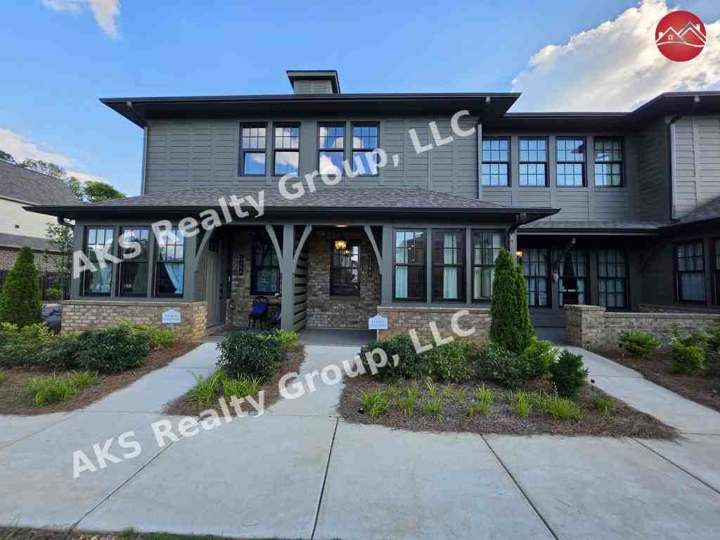 1164 Windsor Sq