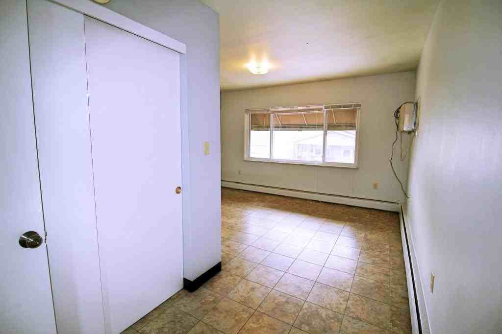 356 E Duncan St - Photo 4 of 9