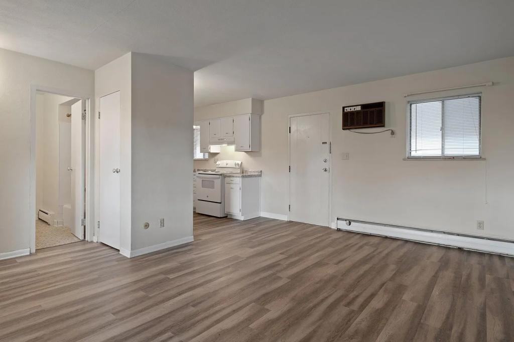 515 Riverview Dr #101 - Photo 2 of 22