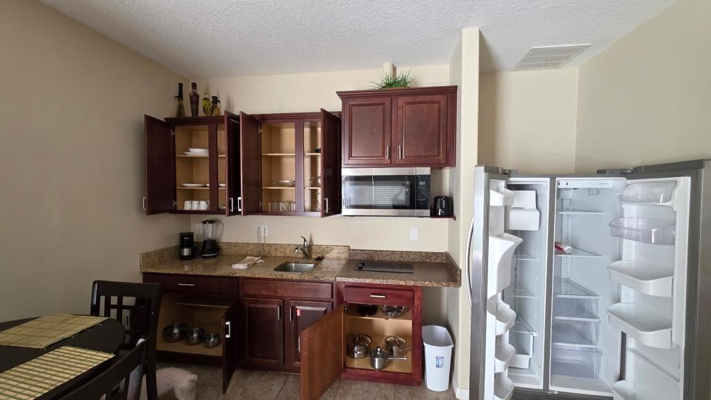1898 Rustic Falls Dr - Photo 3 of 13