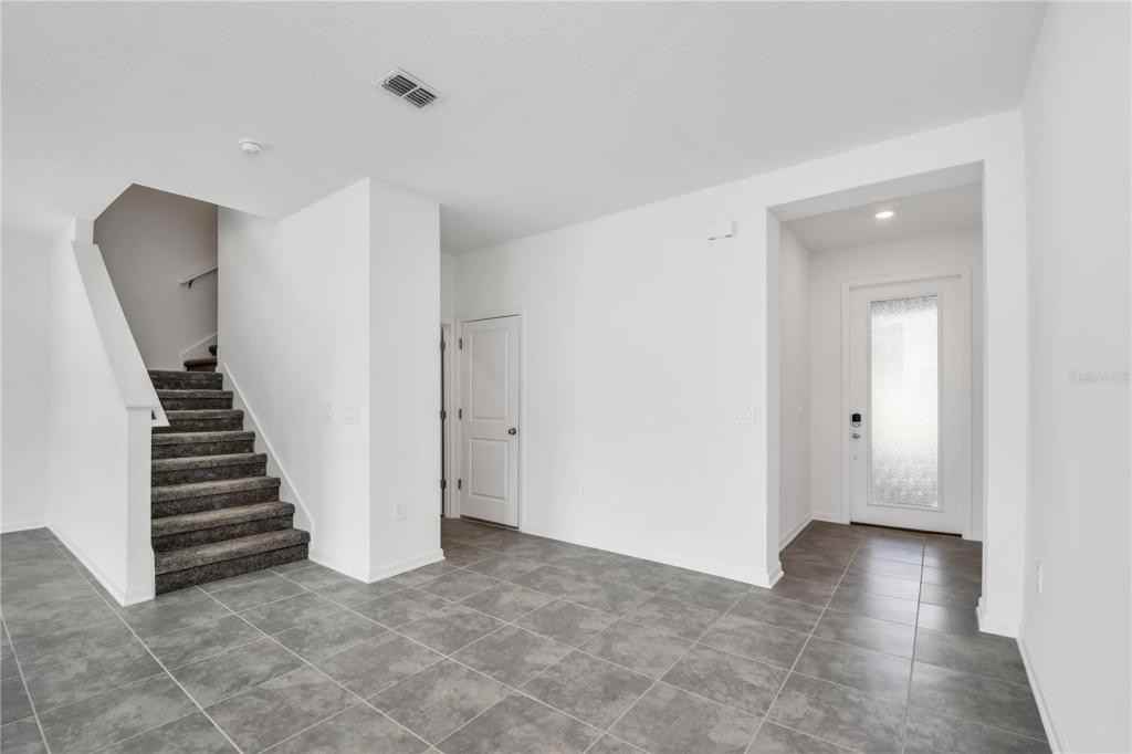 401 Bogey Dr - Photo 6 of 12