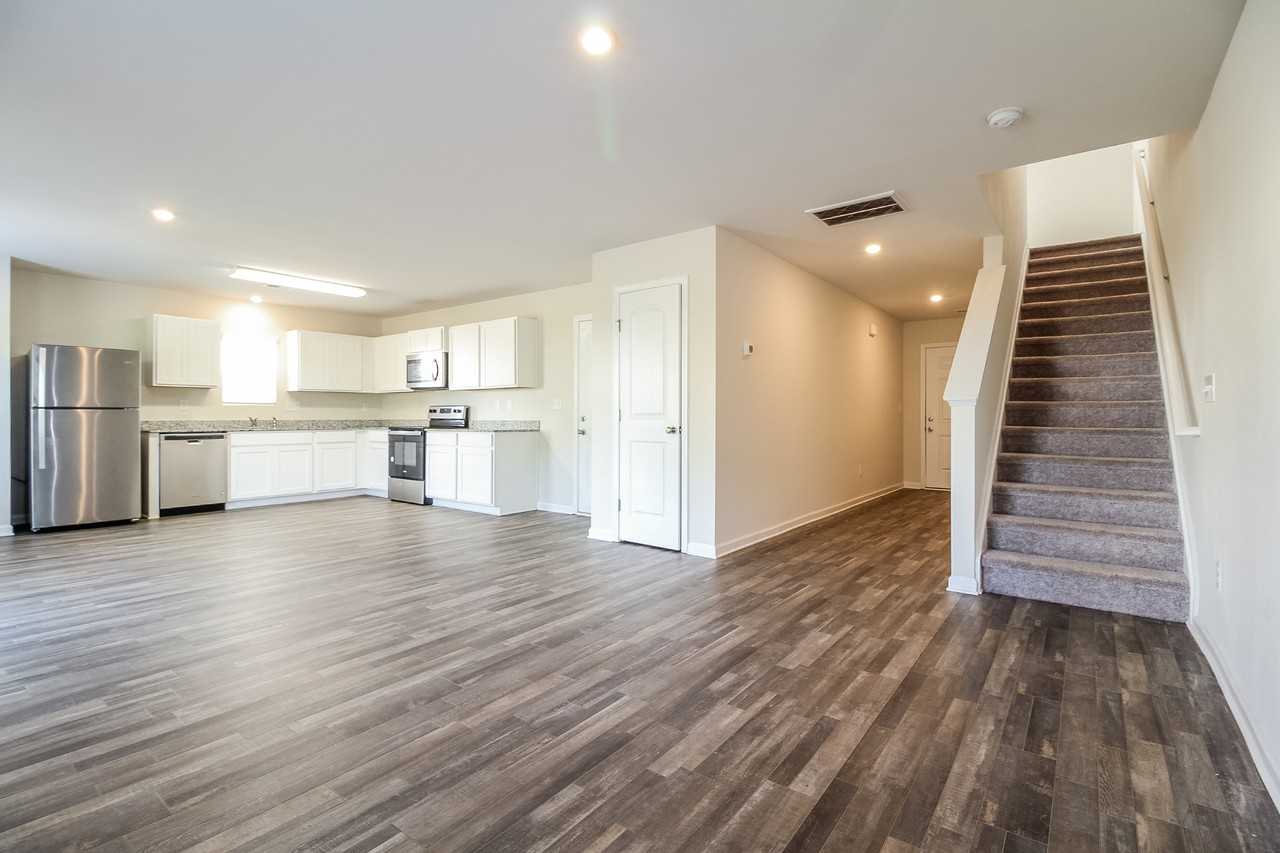 17 Carters Green Dr - Photo 3 of 16