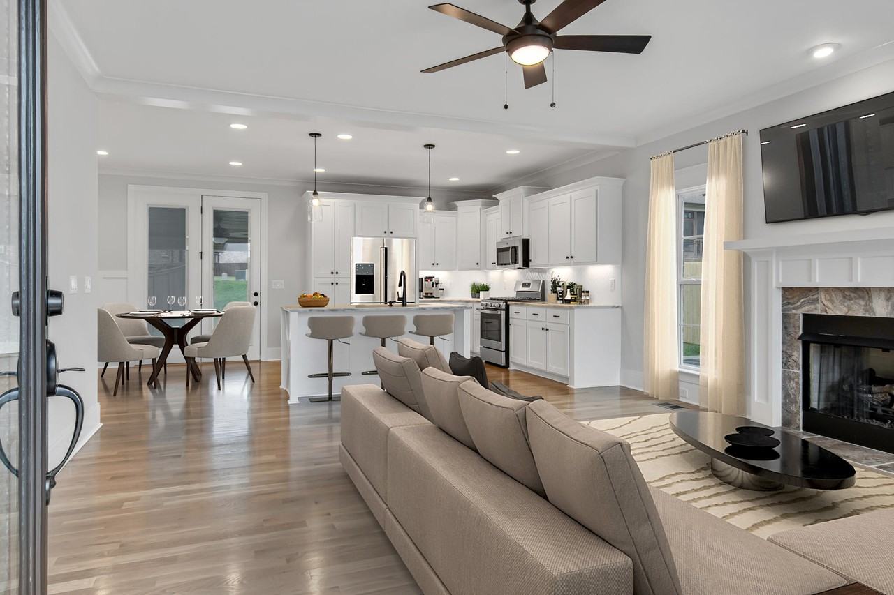 196 Karen Dr - Photo 3 of 25