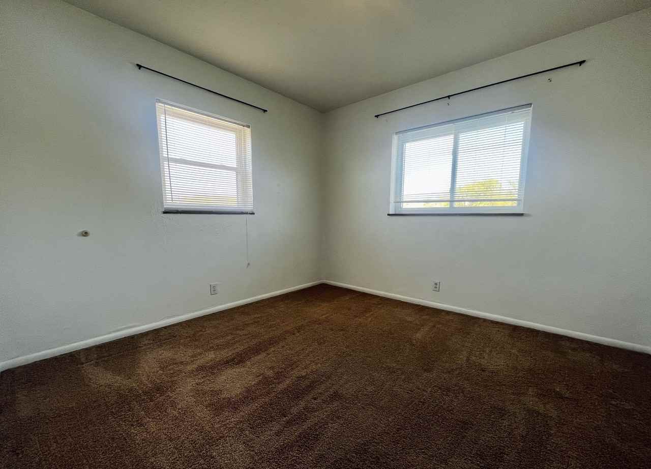 6466 Farmdale Rd #1 - Photo 7 of 7