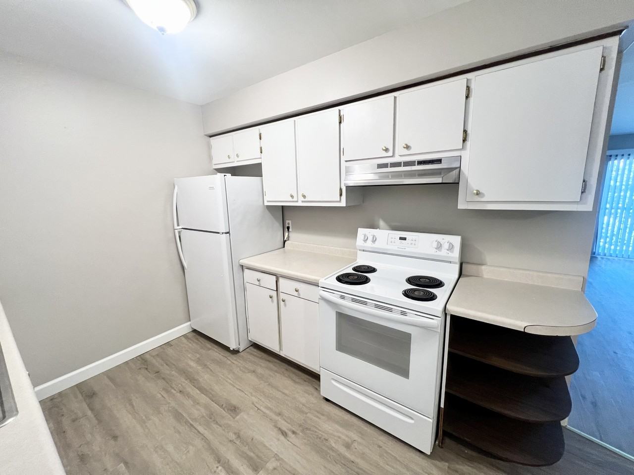 1455 Sheridan Rd #7 - Photo 2 of 11