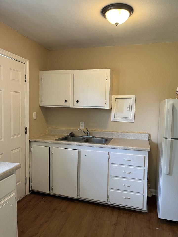 101 Se 312th St - Photo 2 of 6