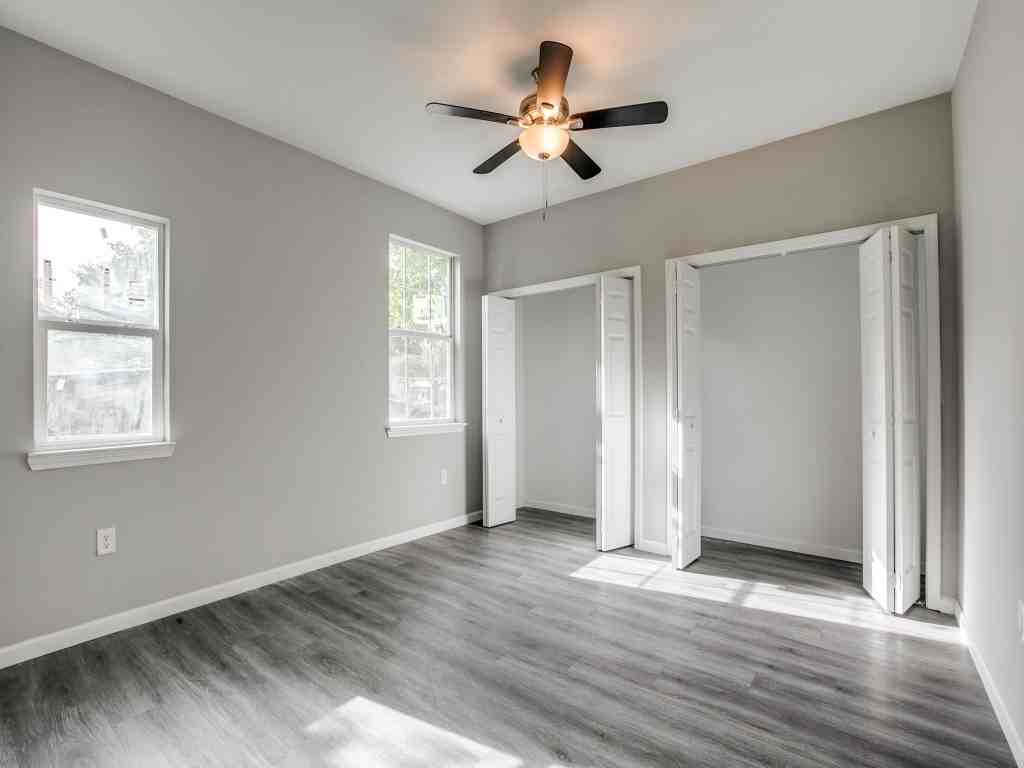 2910 S Laredo St #2 - Photo 7 of 28