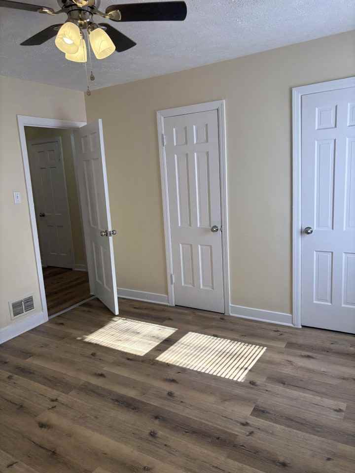 3708 Harrison St - Photo 6 of 11