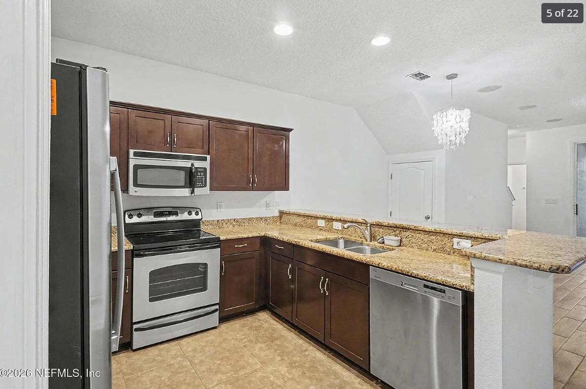 12288 Black Walnut Ct - Photo 4 of 5