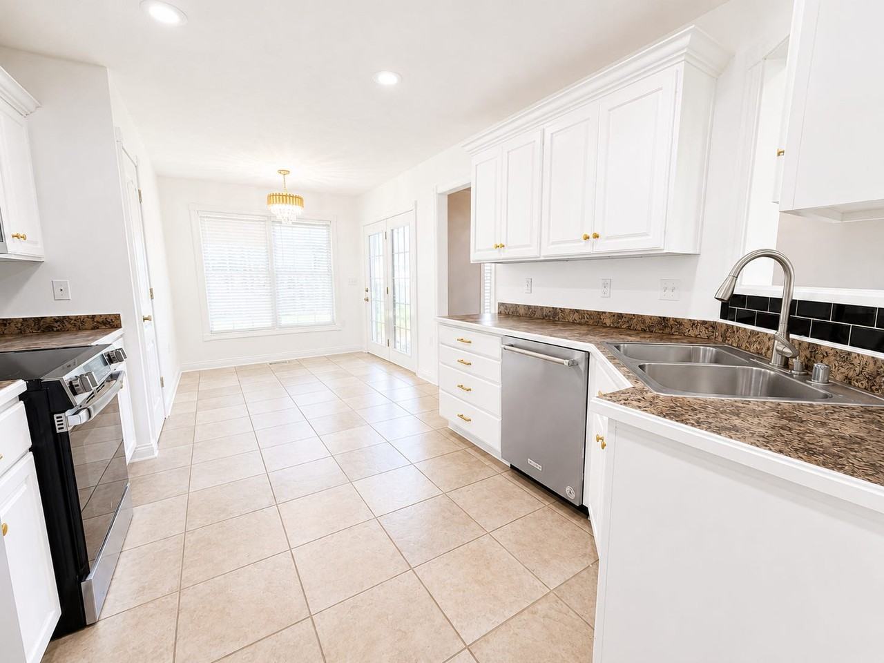 1284 Trillium Ln - Photo 2 of 26