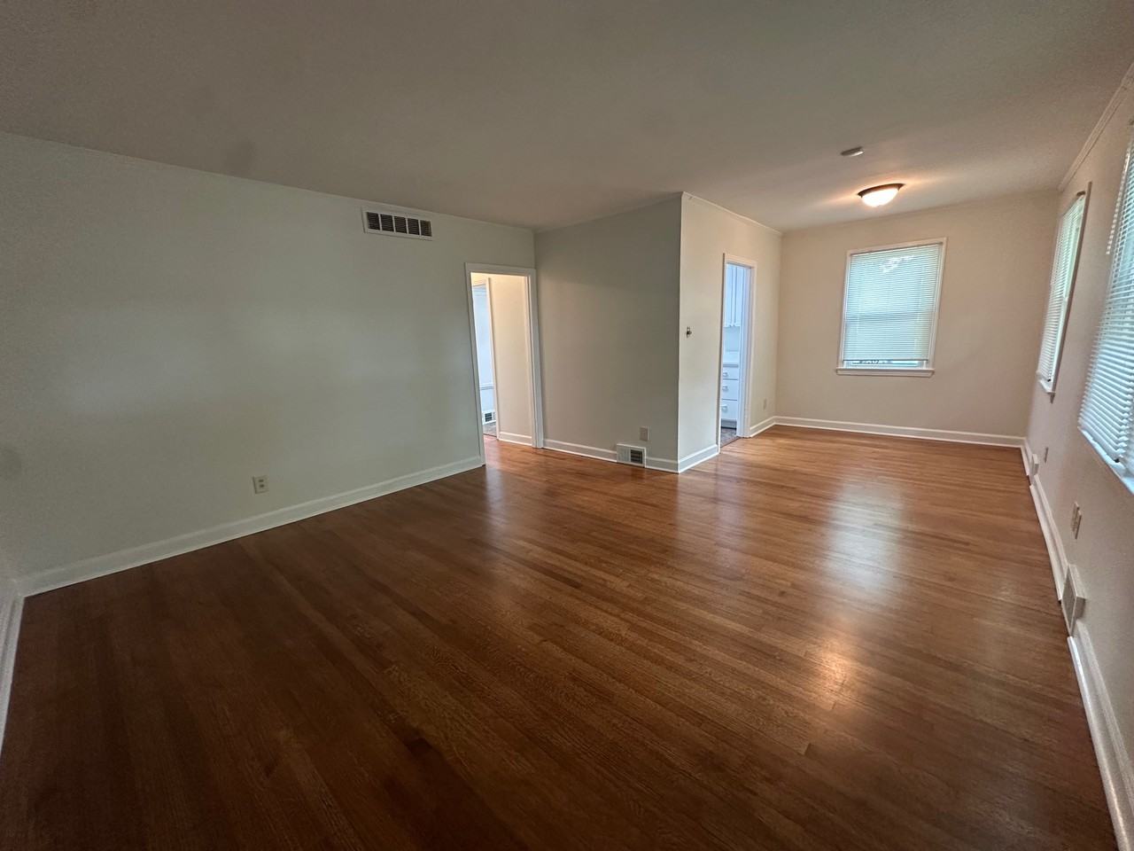 3924 Brennan Dr - Photo 3 of 13