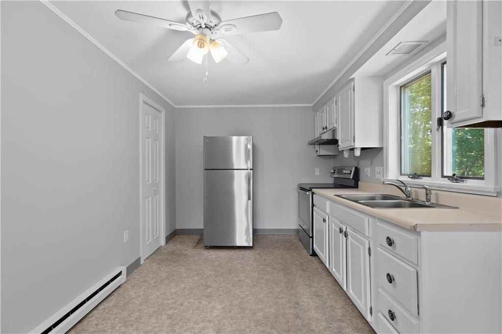 32 Prince Henry Ave - Photo 7 of 19
