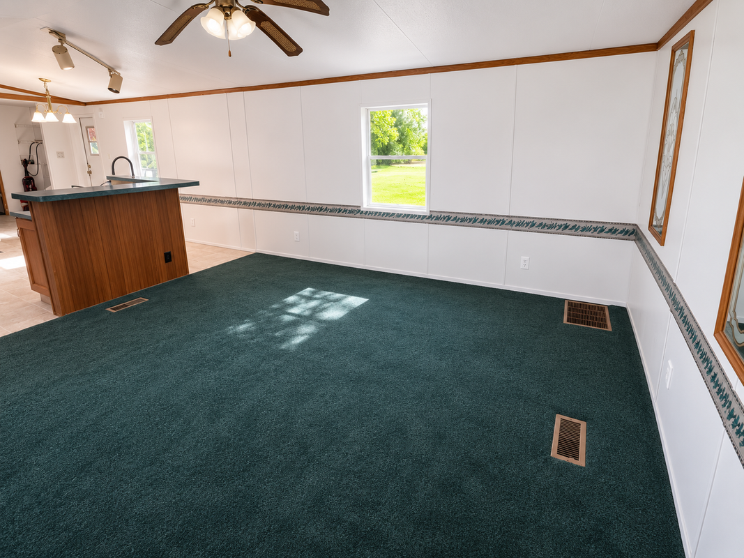 11226 Greenwood Rd - Photo 7 of 28
