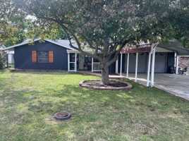 featured image of 1917 Green Meadows Dr