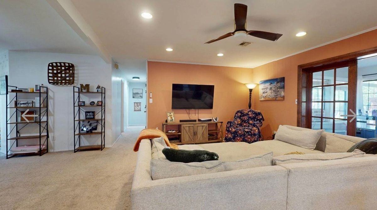 1917 Green Meadows Dr - Photo 4 of 5
