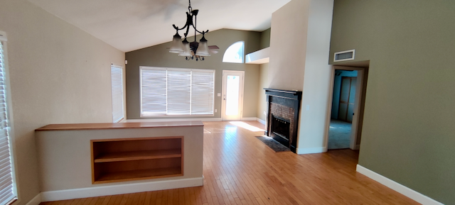 1114 N Madrid Ln - Photo 4 of 24