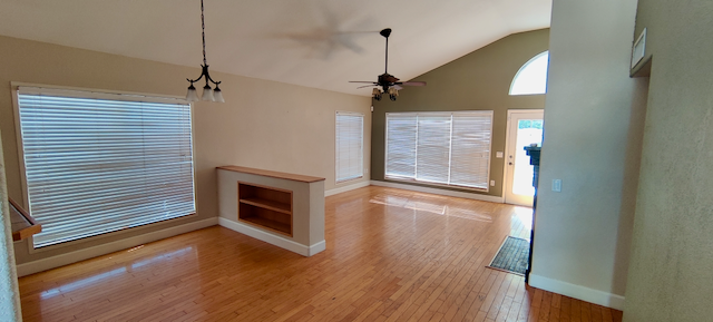 1114 N Madrid Ln - Photo 5 of 24