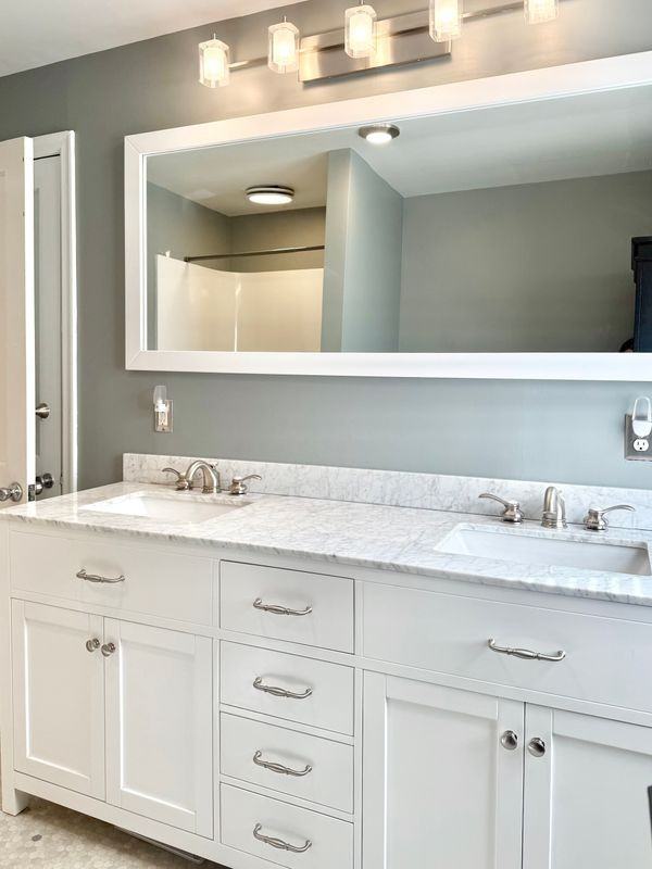 1104 Glenwood Ave - Photo 3 of 8
