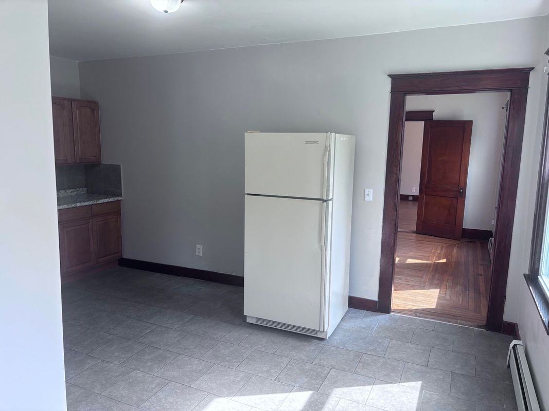 32 Linnell St - Photo 6 of 16