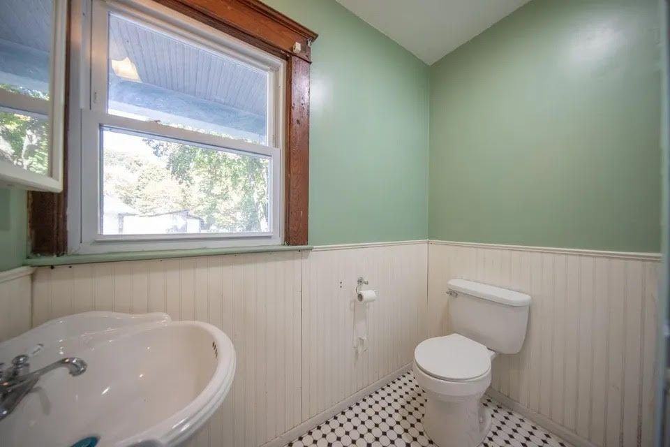 32 Linnell St - Photo 7 of 16