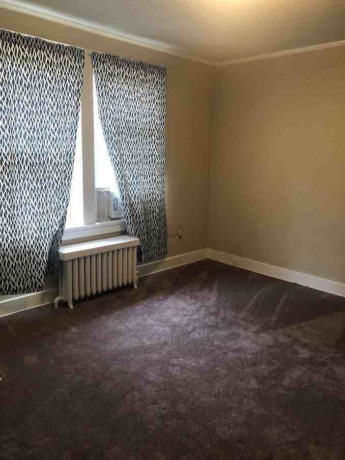 215 Martin Ave 2nd Fl - Photo 3 of 9
