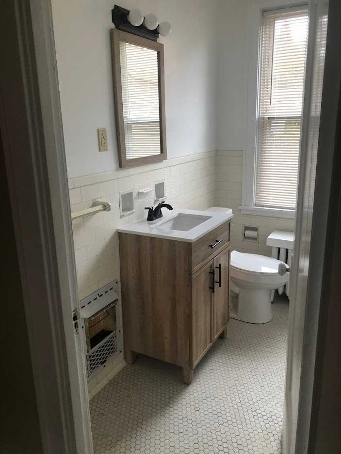 215 Martin Ave 2nd Fl - Photo 5 of 9
