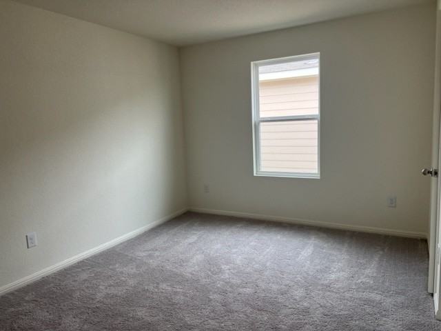 243 Thistle Ln - Photo 2 of 15