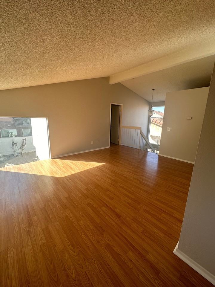 11929 Sugar Creek Ct - Photo 4 of 24
