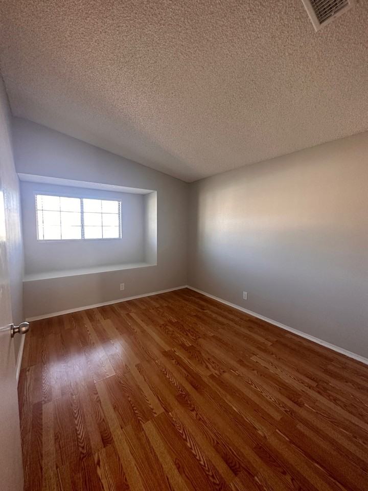 11929 Sugar Creek Ct - Photo 6 of 24