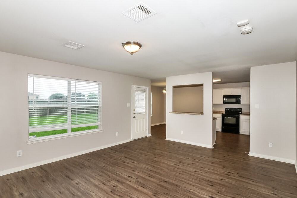 4607 Wheatstone Ct - Photo 4 of 17
