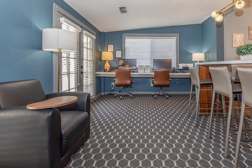 Oak View Apartments - Photo 4 of 15
