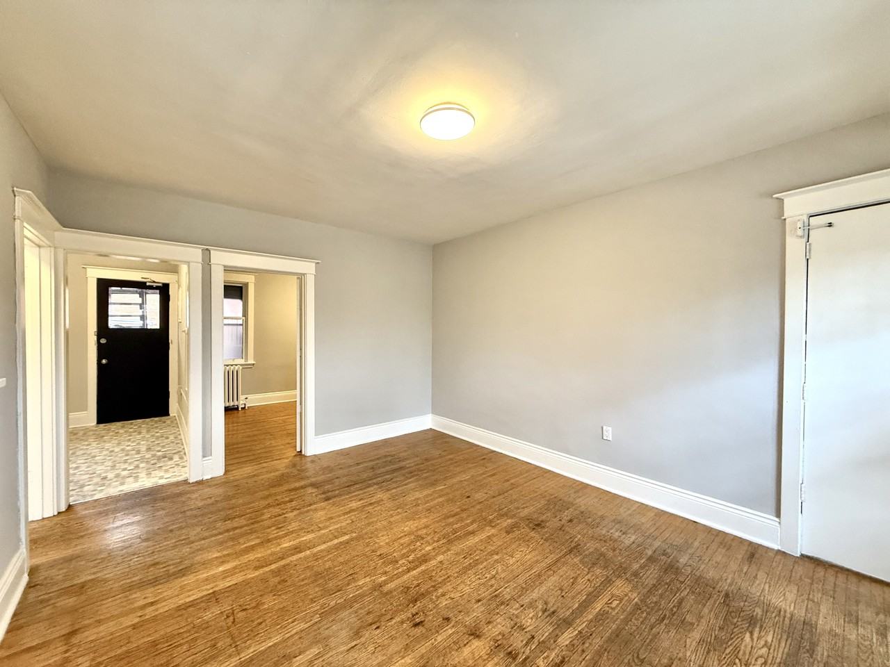 94 East Ave S - Photo 2 of 11