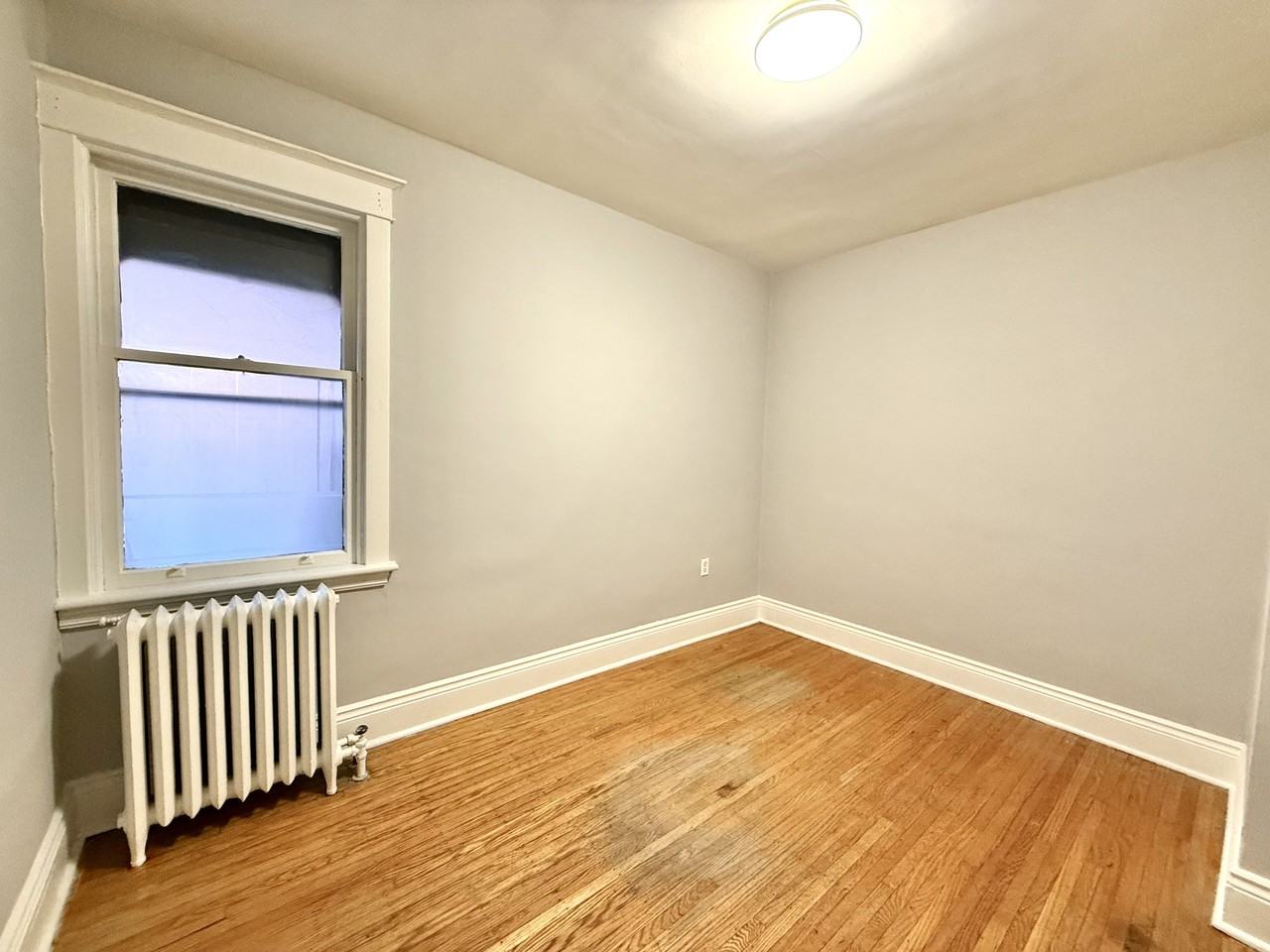 94 East Ave S - Photo 4 of 11