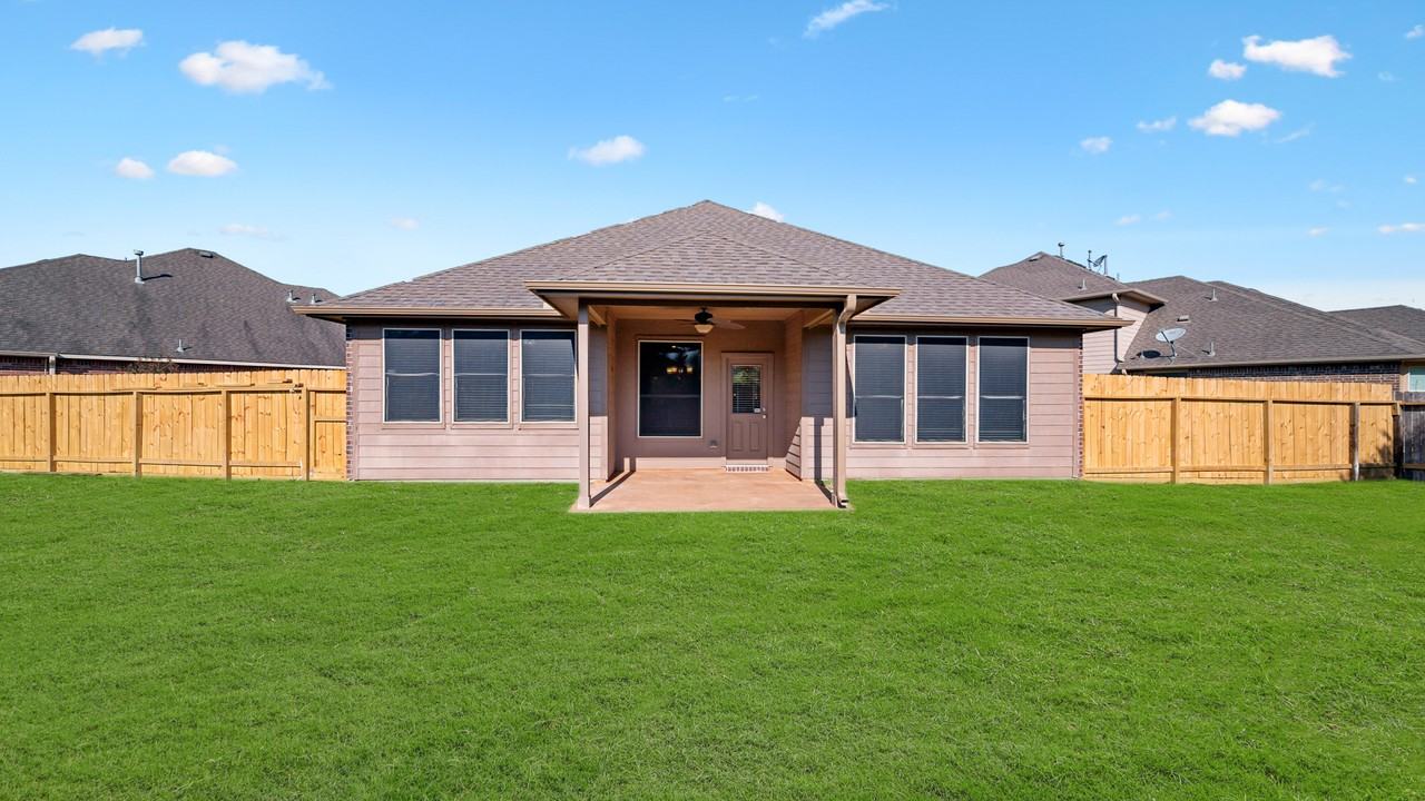 8602 Austin Thomas Dr - Photo 2 of 27