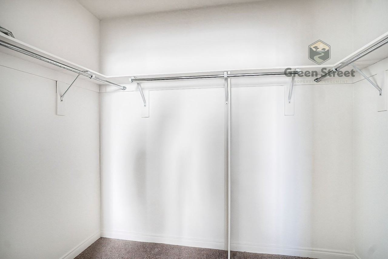 4057 1st Ave #9 - Photo 5 of 23